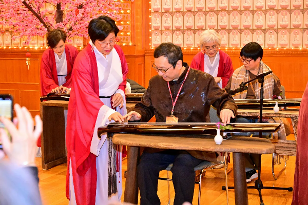 Ancient Strings Welcome the New Year: Guqin Music Inspires Cultural ...