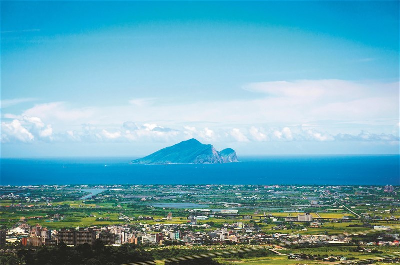 【星雲大師全集127】隨堂開示錄 268隨堂開示錄─集會共修 38  發心行佛方為菩薩 4-1  佛光山傳授在家五戒菩薩戒戒會