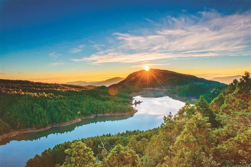 【星雲大師全集37】人間佛教當代問題座談會 23