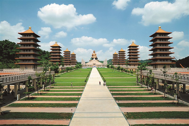 【星雲大師全集121】隨堂開示錄 519  隨堂開示錄─青年勉勵30  為什麼要學佛 6-4  為佛光山叢林學院學生開示   