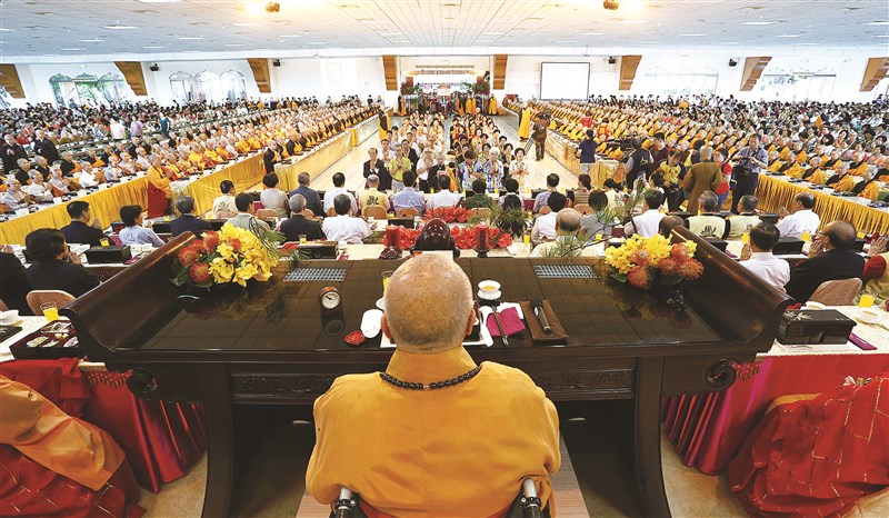 【星雲大師全集16】佛法真義1佛法義理㉖ 施受平等