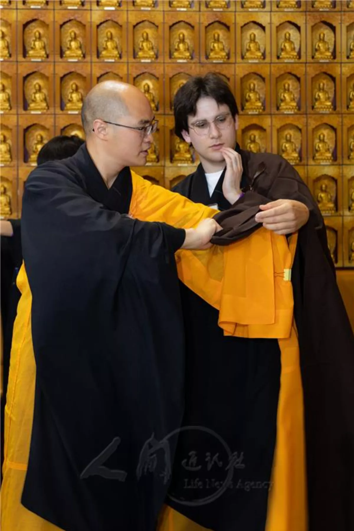 Precepts Robe Hsi Lai Temple Three Refuges and Five Precepts Ceremony: Embracing the ...