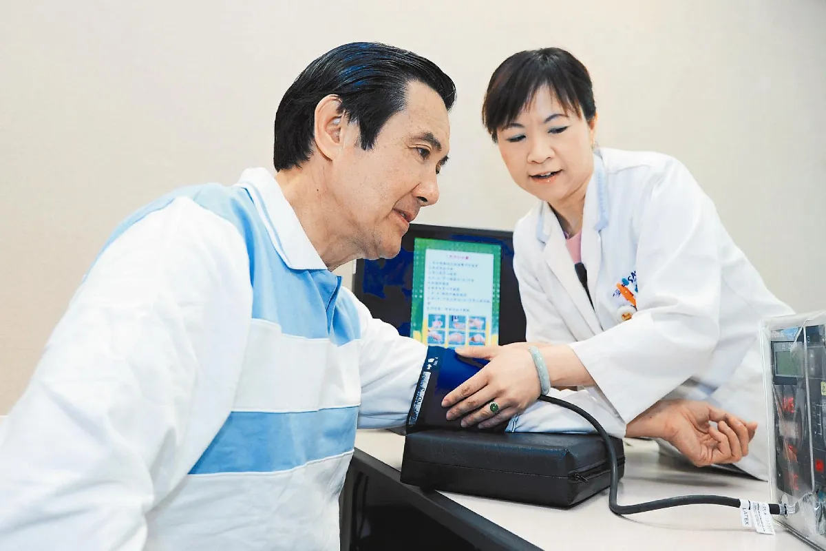 馬總統健檢 體重增1.3公斤