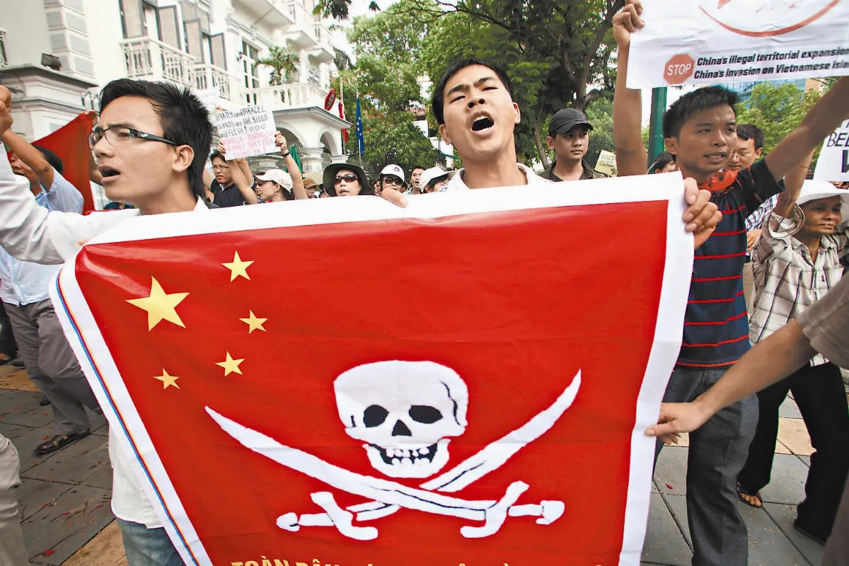 爭南海主權 越連3周反中示威