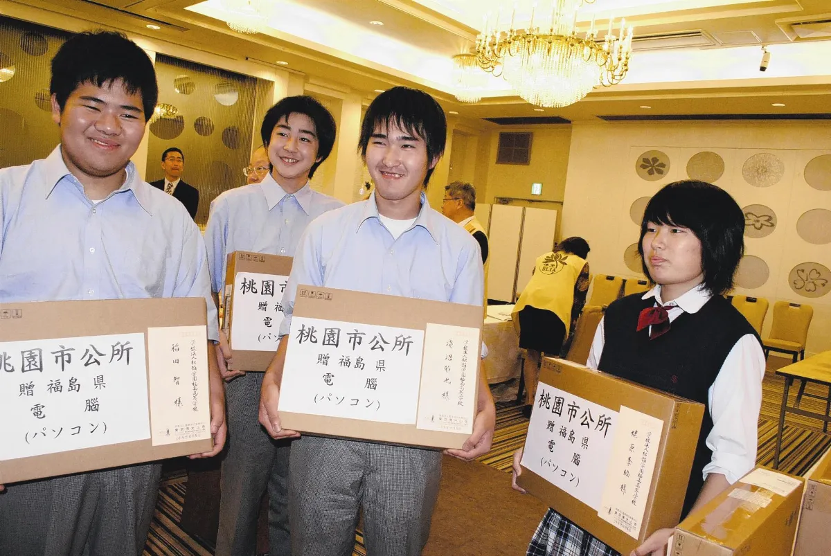佛光會贈電腦 援助日本災後教育