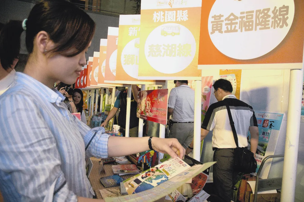 台灣好行 便民探訪佛道名勝