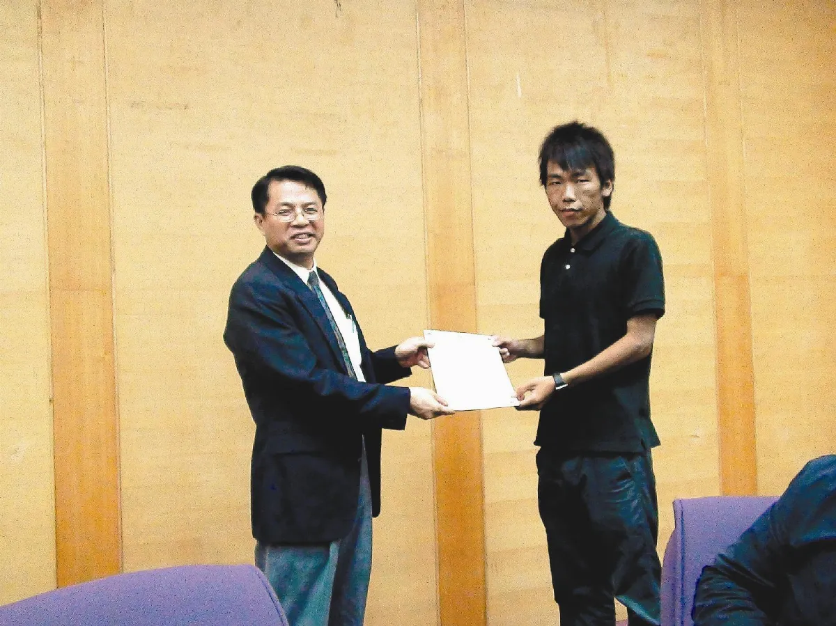 甘貫中 南華「證照王」
