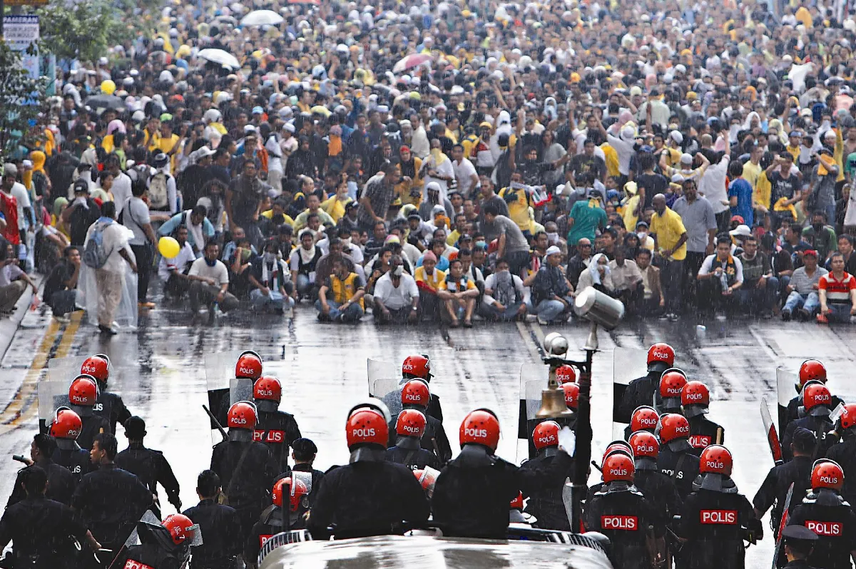 馬國2萬群眾怒吼 警逮逾600人