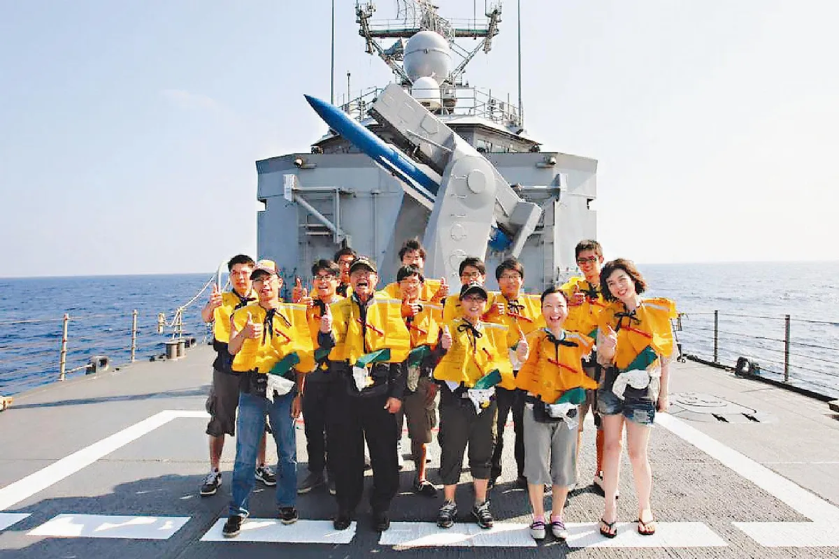 軟性宣示主權 南海研習搭艦到太平