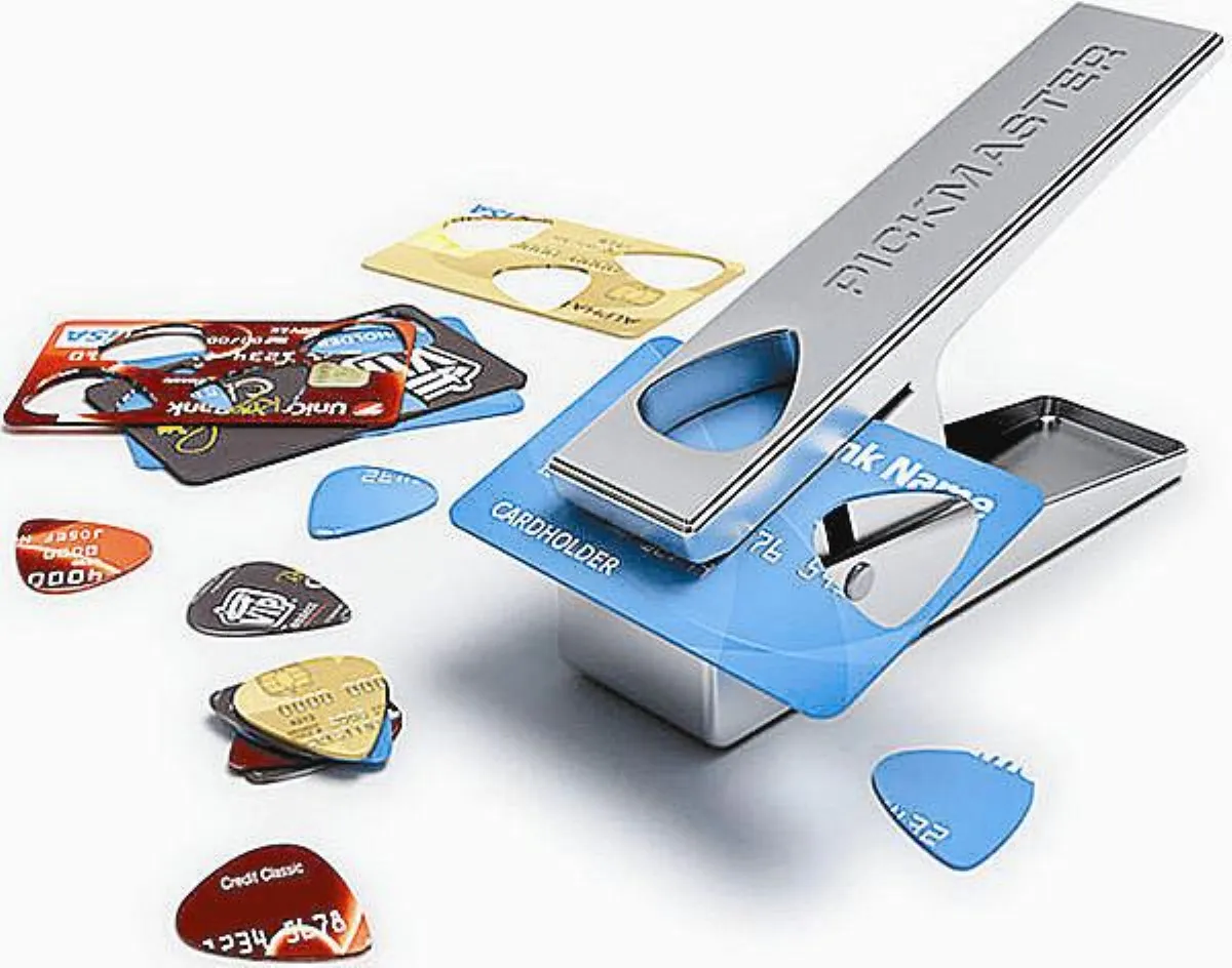 信用卡 變身吉他撥片