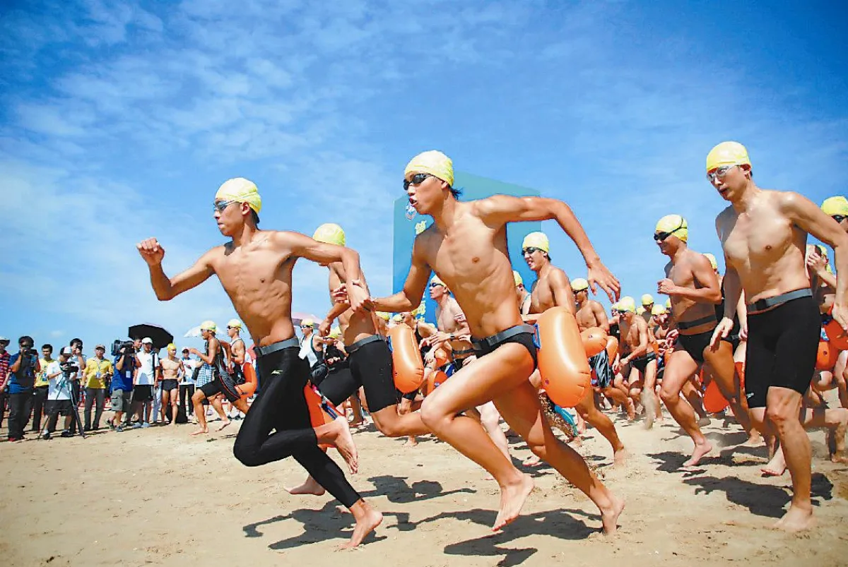 泳渡金廈 挑戰7公里海域