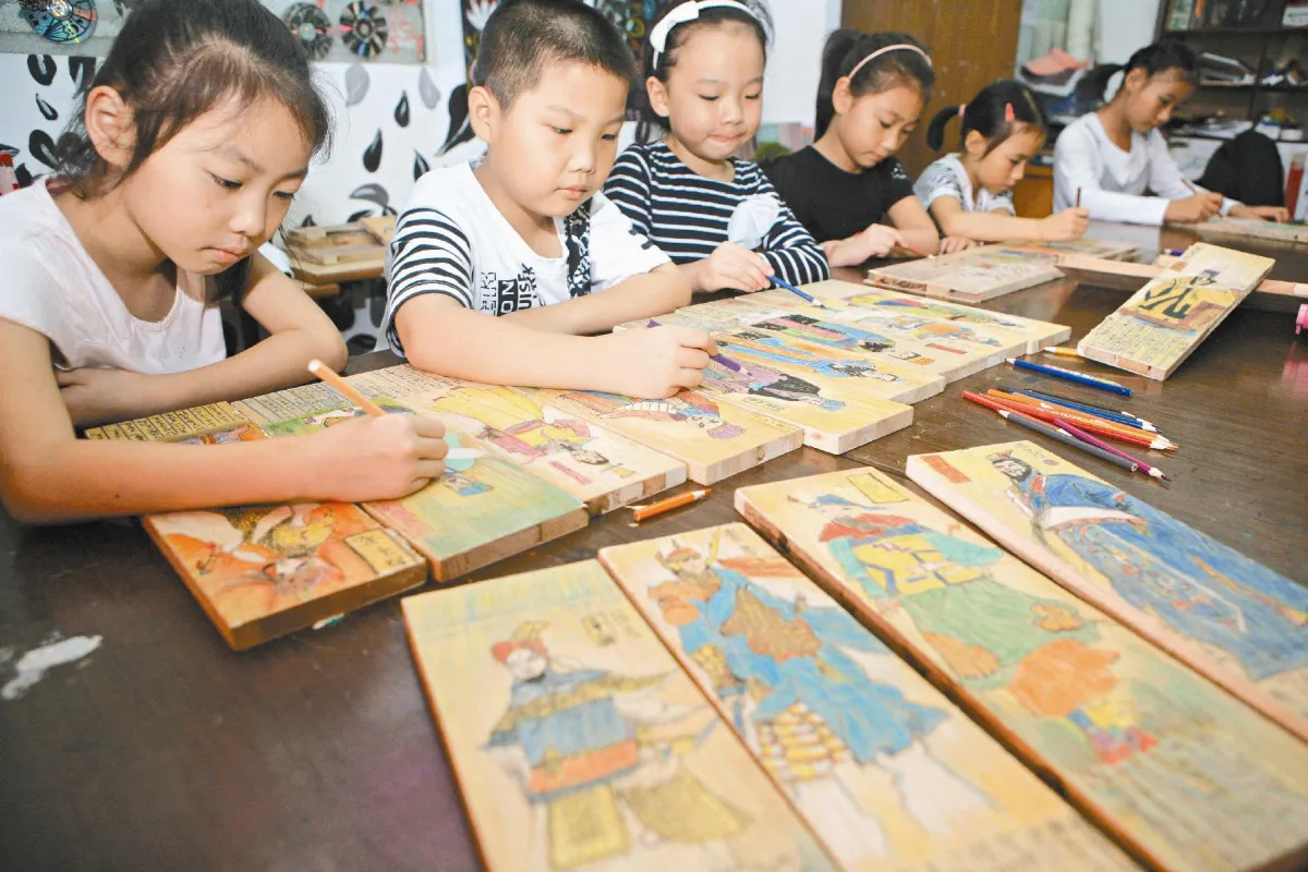 襄陽少兒繪三國
