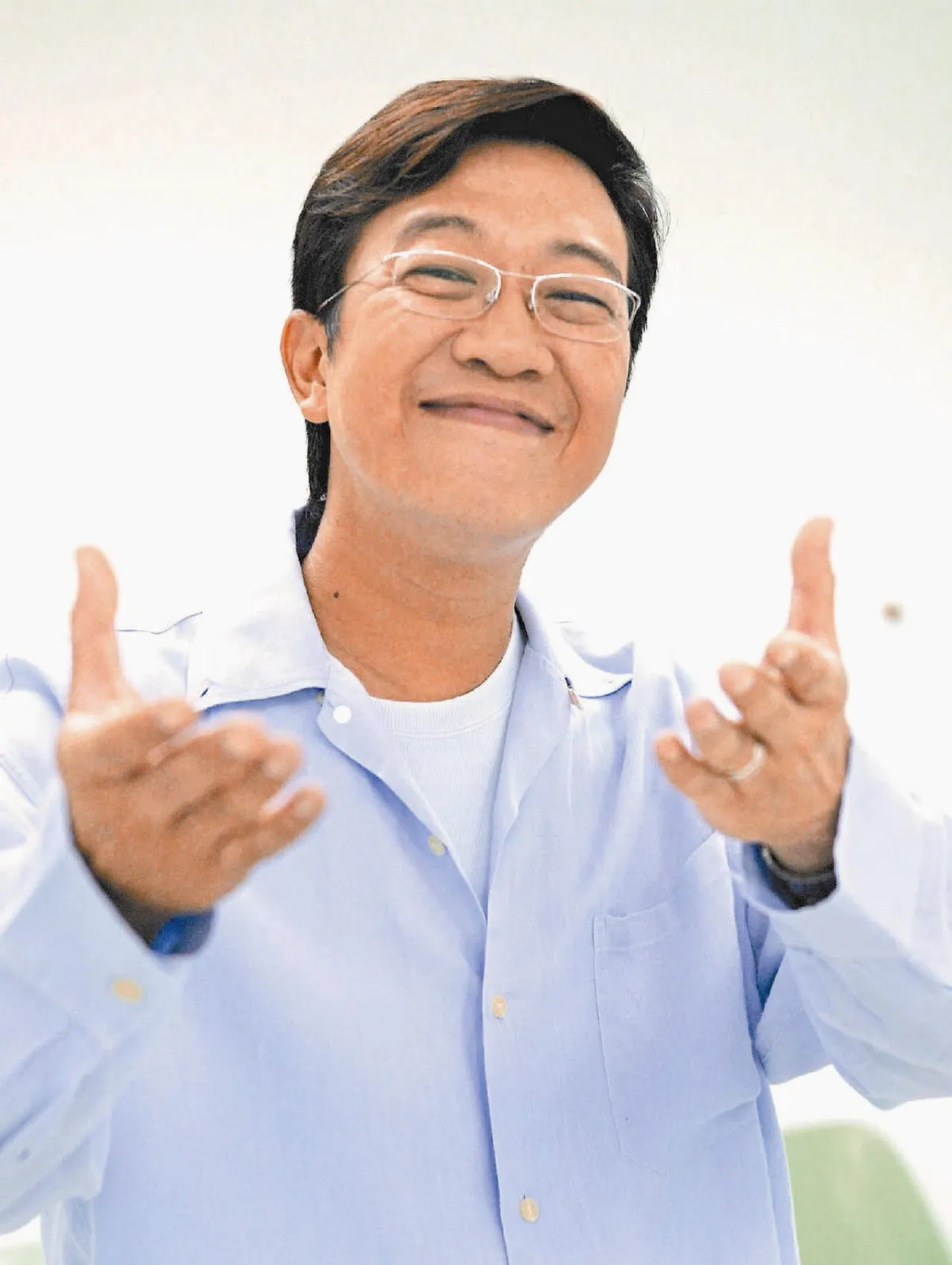 詼諧機智 曹啟泰澆不熄熱情  主持一輩子