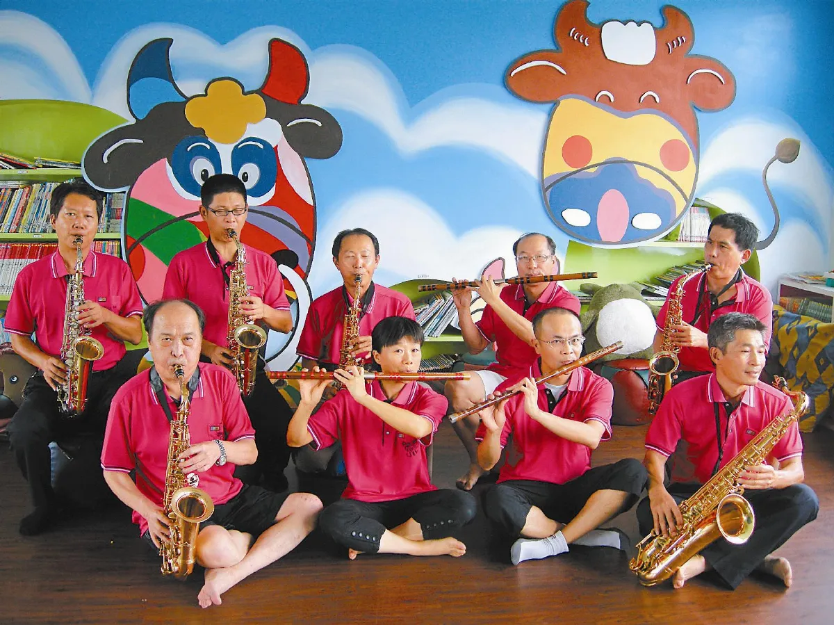 校長組樂團帶動愛樂風