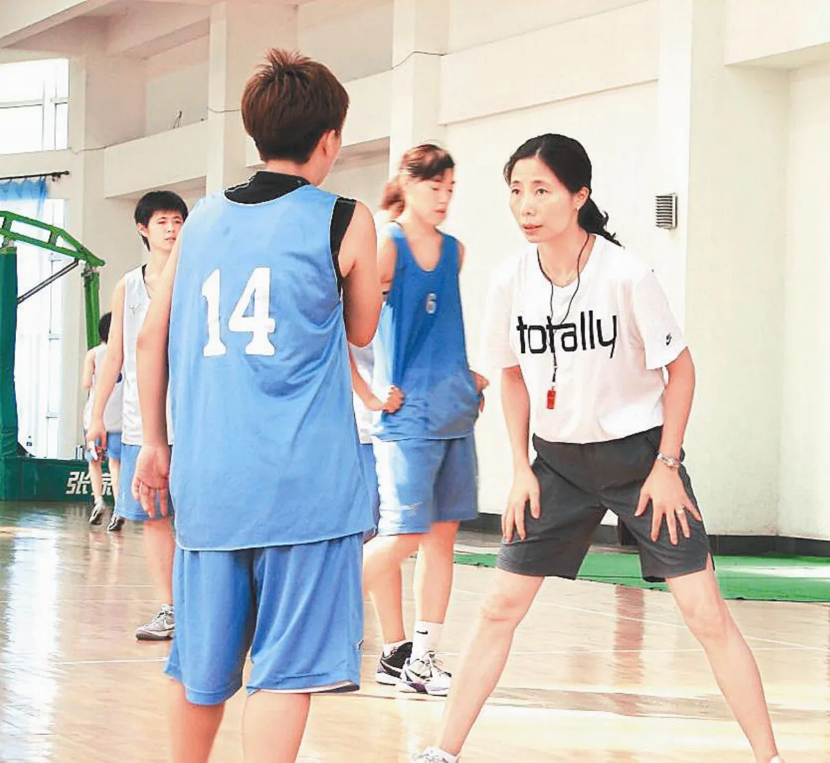 學習戰勝哲理  不忘以德服人