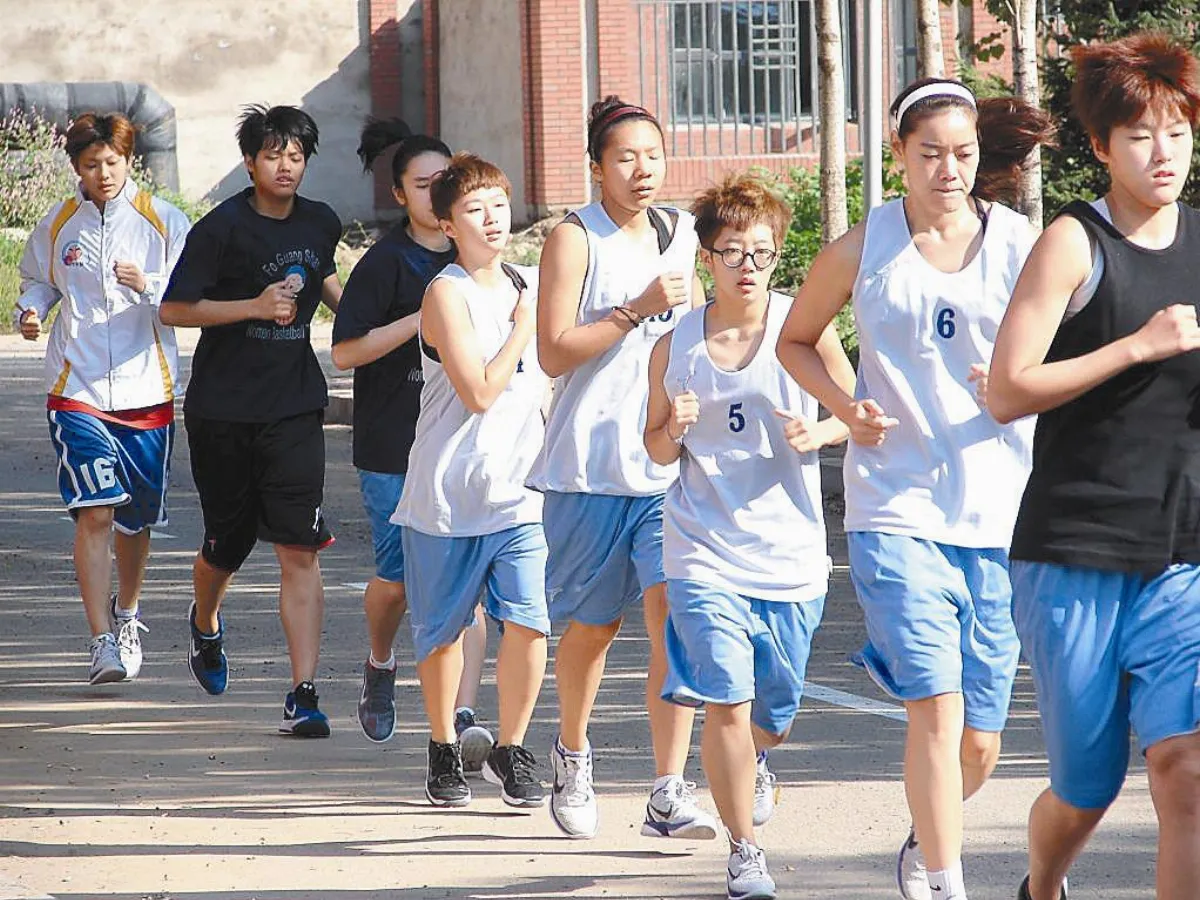 學習戰勝哲理  不忘以德服人