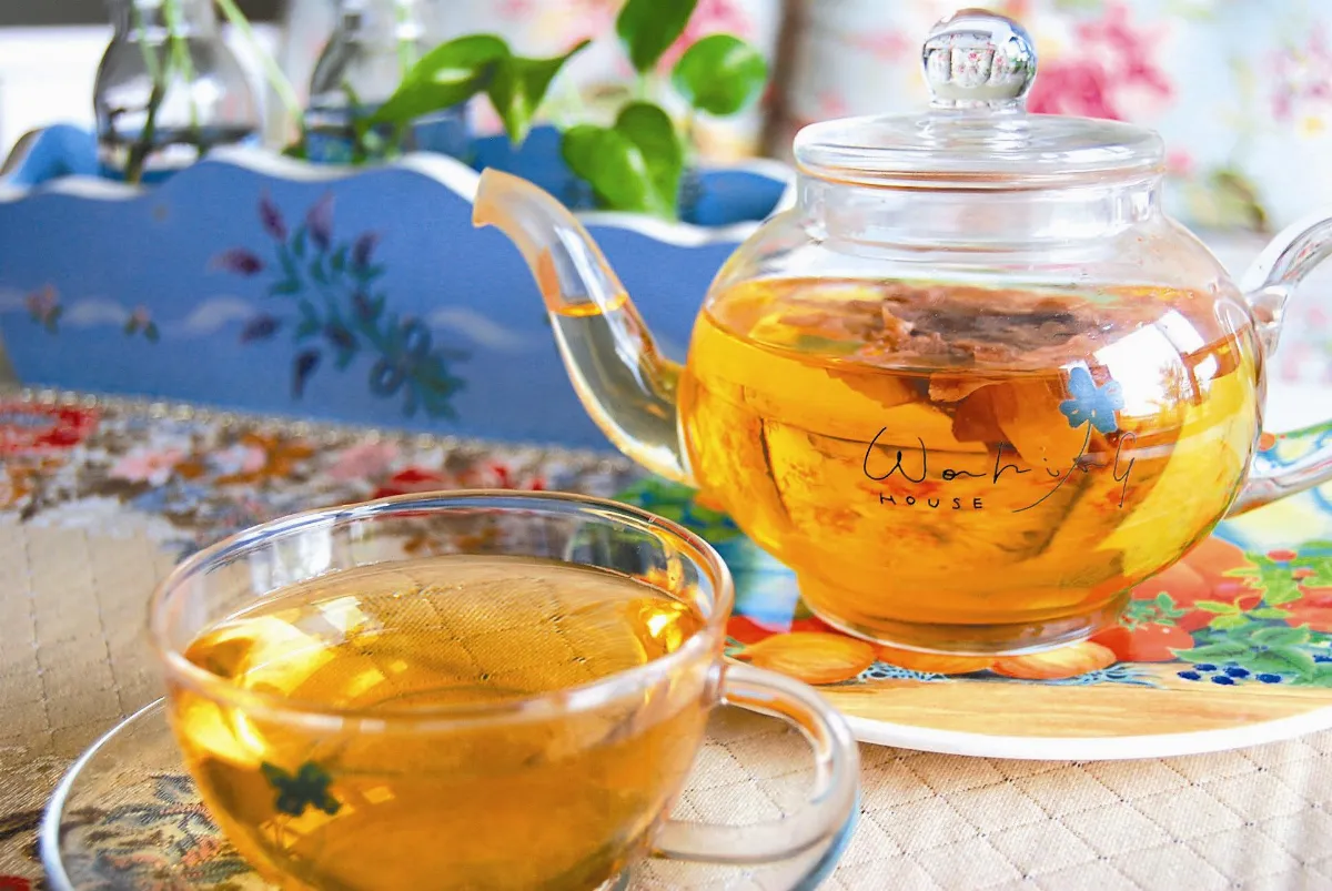 色香味  品香水蓮