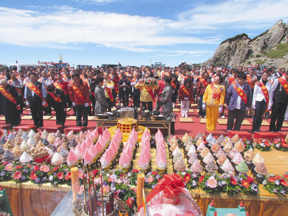 兩岸108宮廟 登武嶺祈福