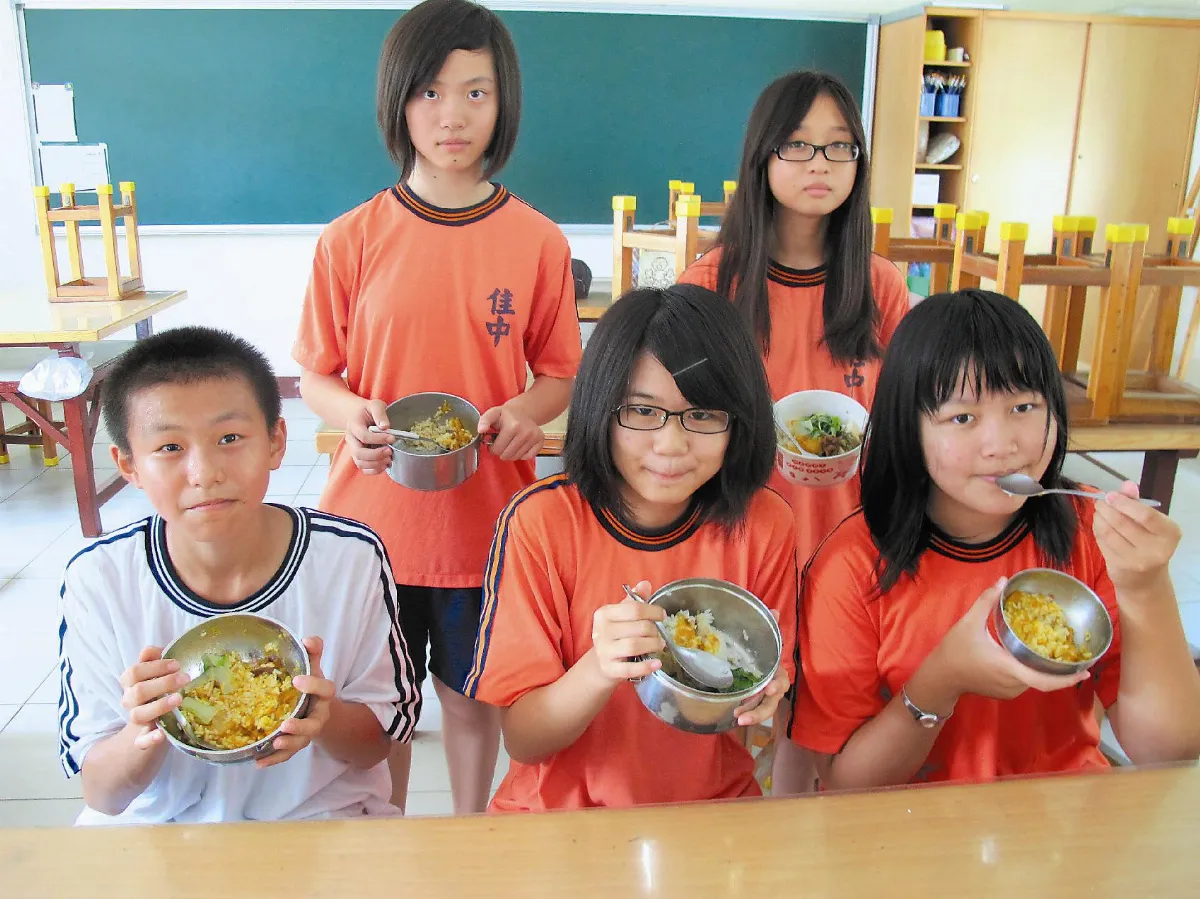 素食營養午餐 學童多添一碗飯