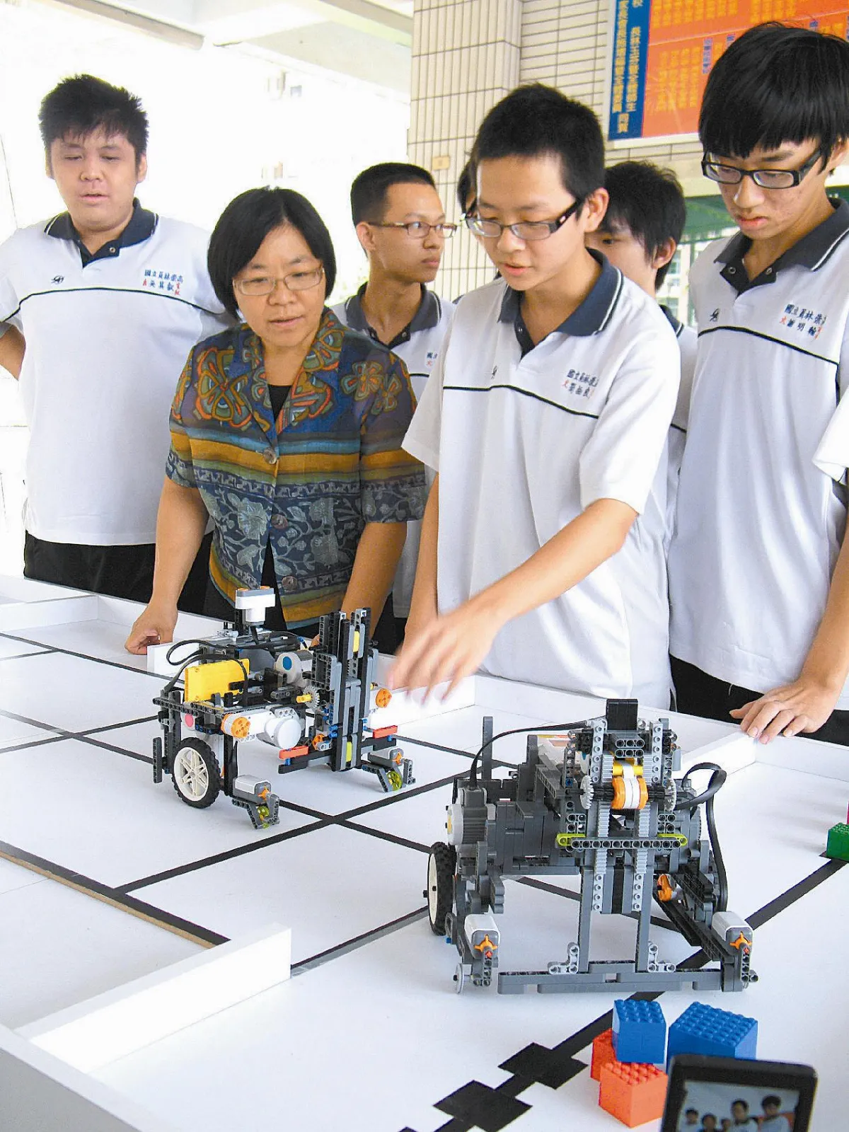 資源回收車機器人 前進世界賽