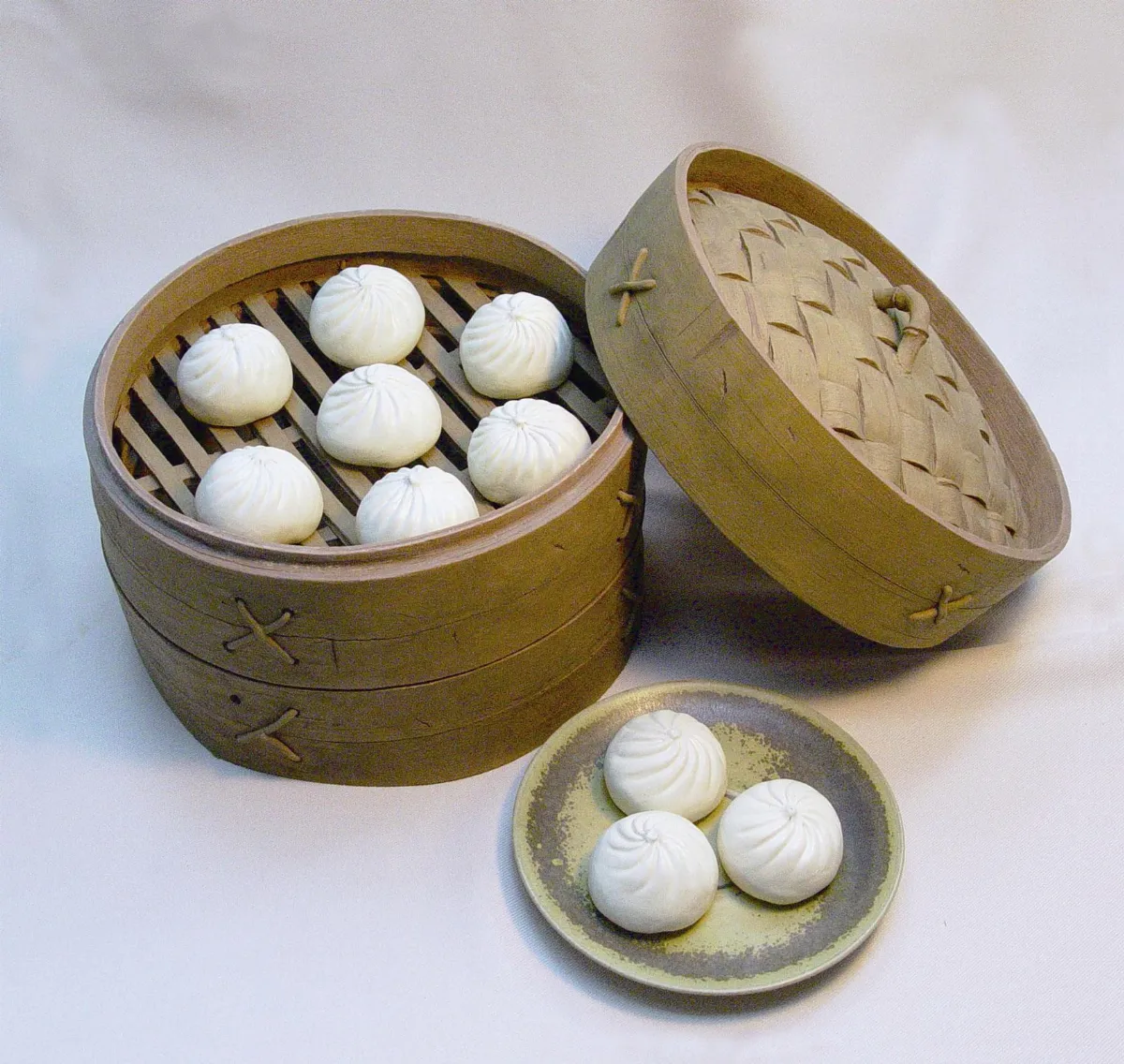 【懷舊古早味─李明揮陶藝個展】小籠包