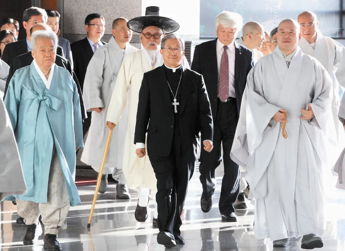 啟程 為和平努力