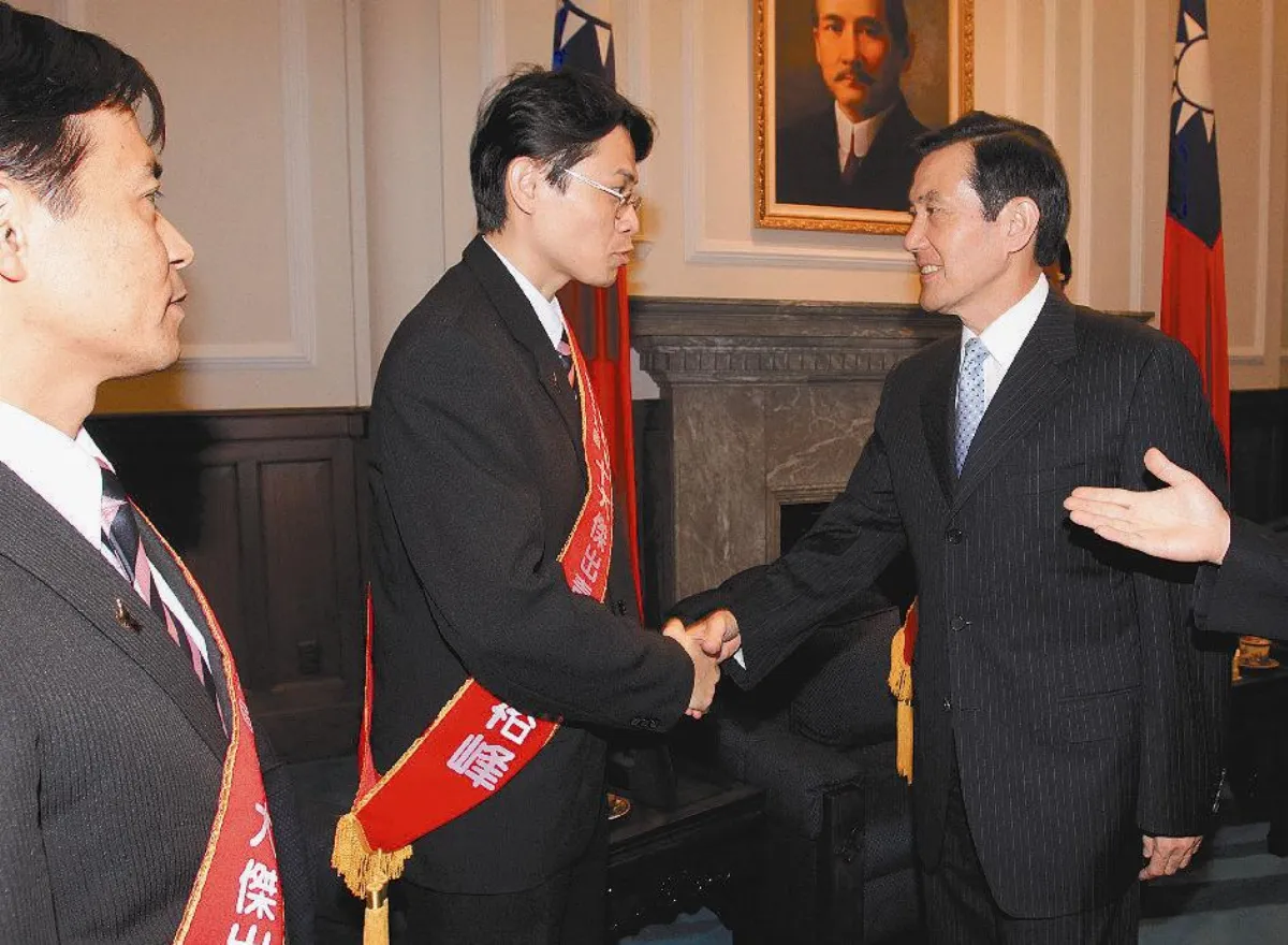 總統接見十傑盼做青年典範