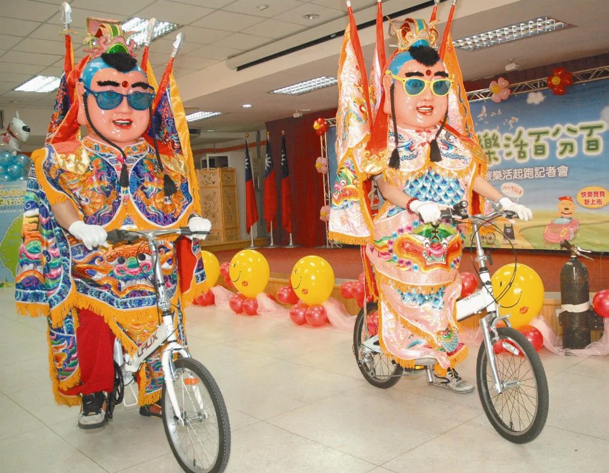 悠郵單車日三太子助陣