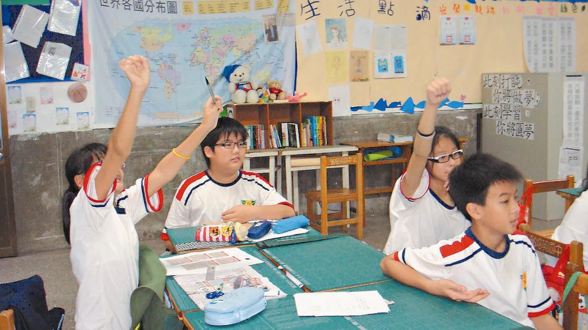 雙園讀報教育  讀報e點靈 教案名稱：福報學堂讀報競答