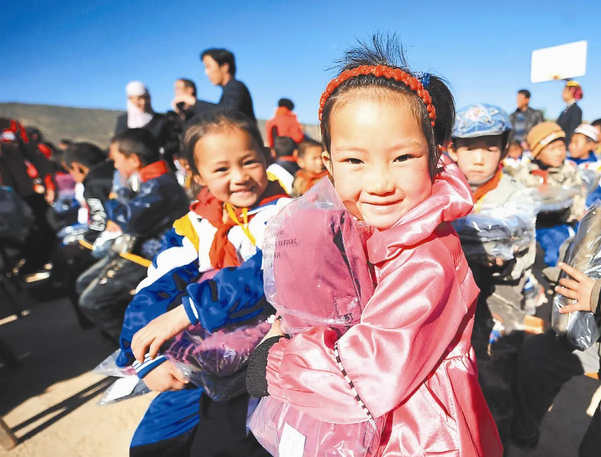 愛心衣櫥暖學童