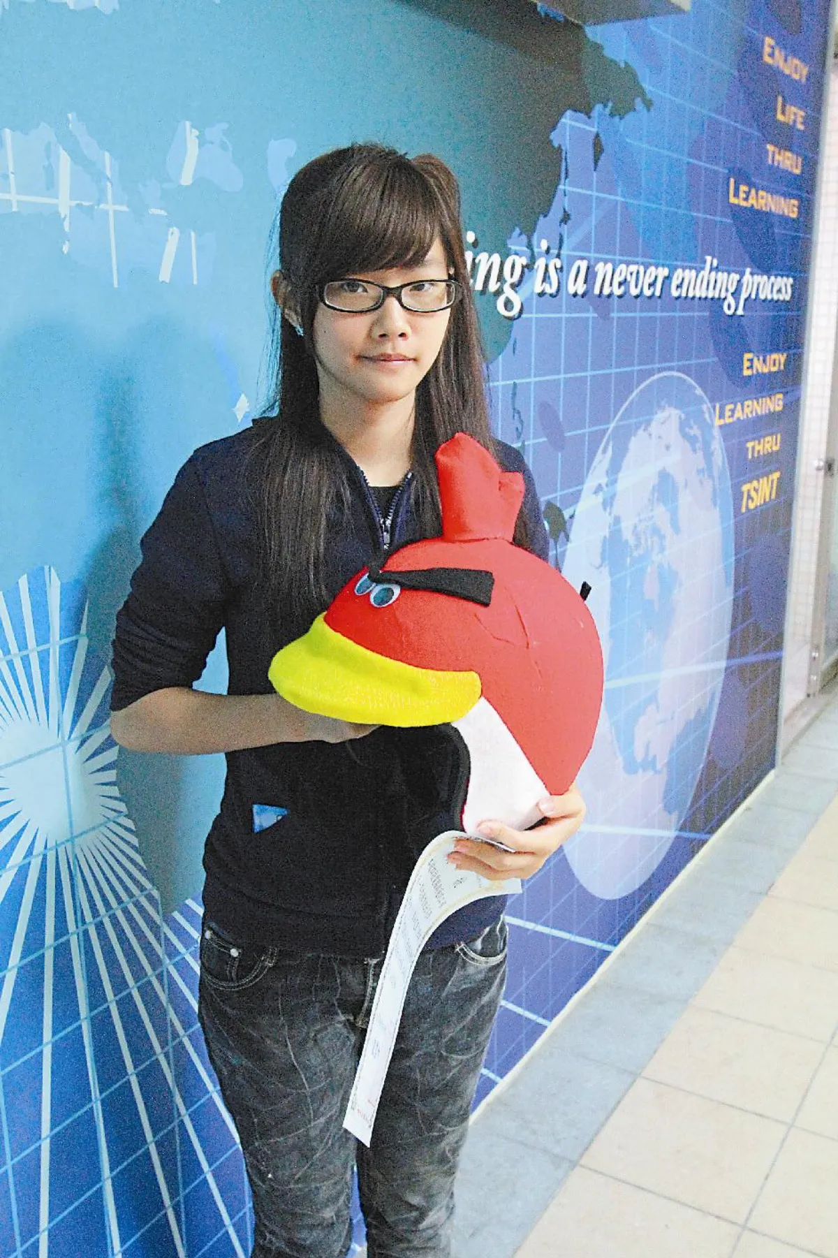 彩繪安全帽 憤怒鳥吸睛