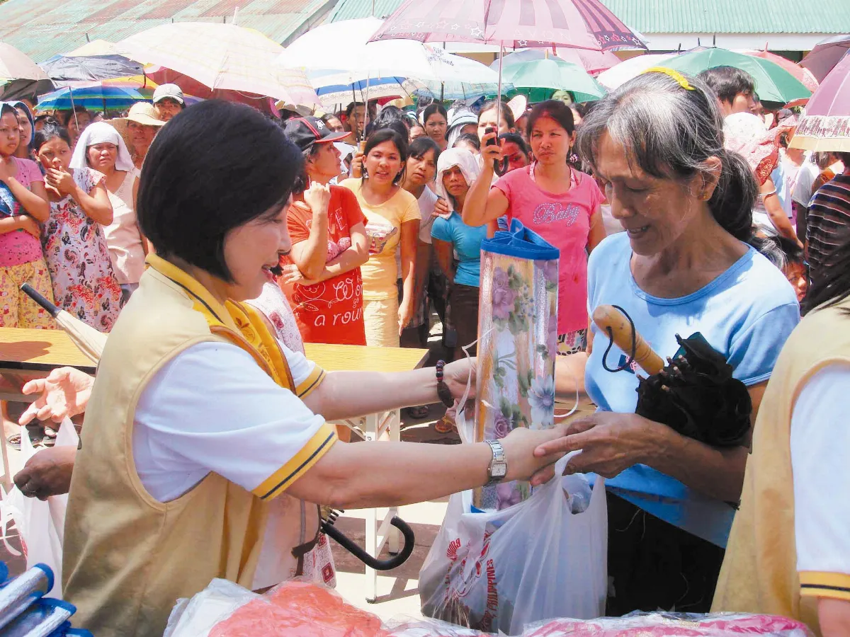 水淹普里蘭 菲律賓佛光人送愛