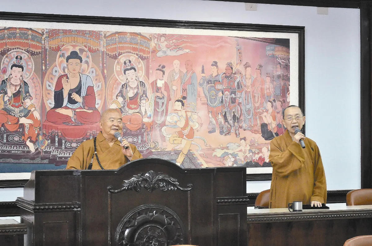 潮州以南村里長 歡喜親近佛館
