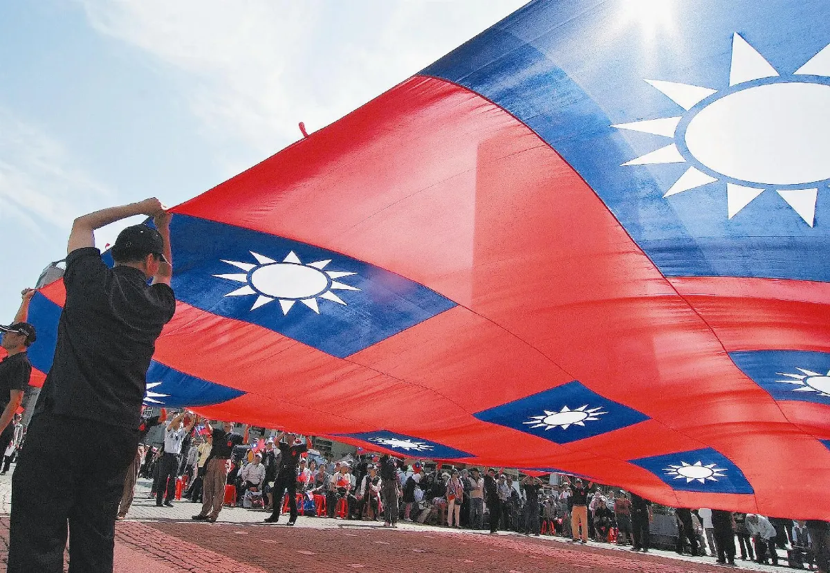 24公尺國旗飛揚