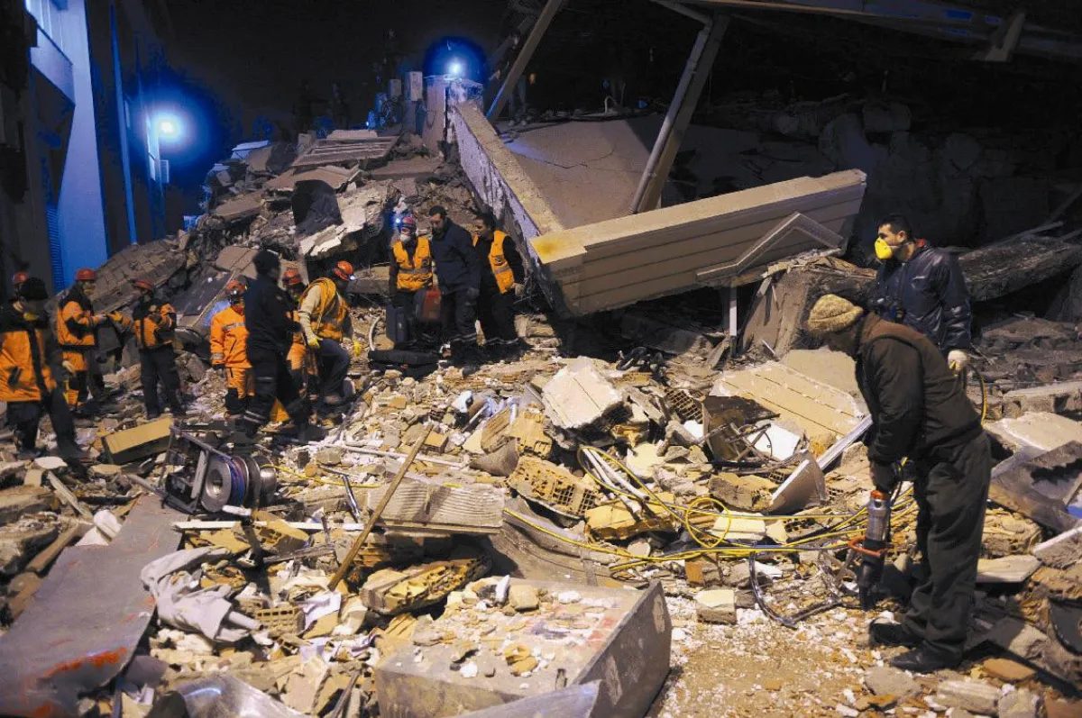 土耳其5.7地震 7死百人受困