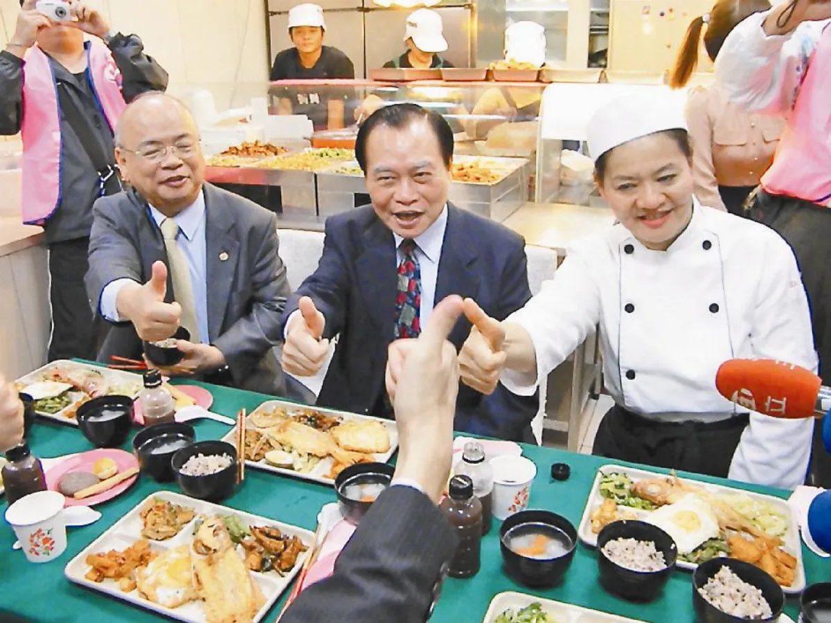 【社區部落格】更生人開店 部長捧場