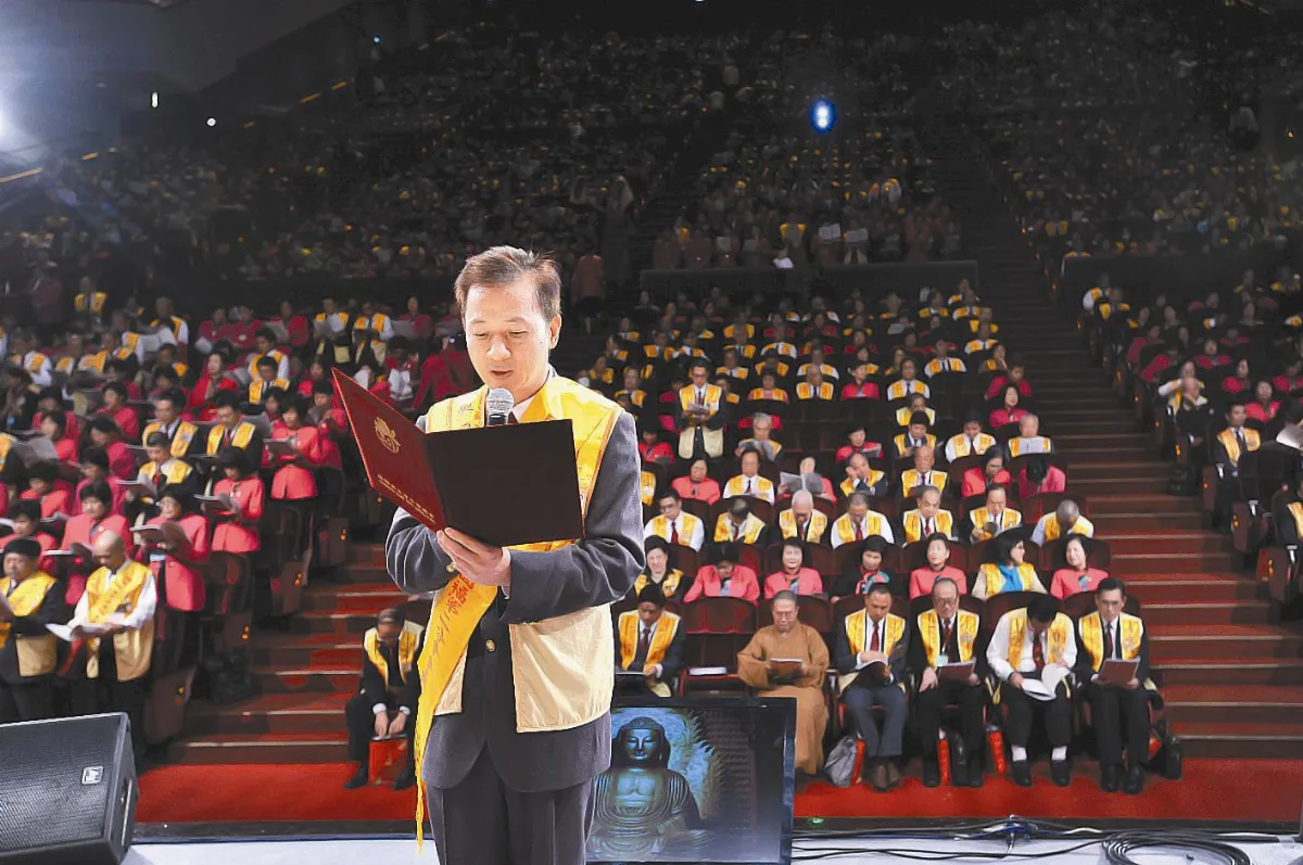 2011國際佛光會中華總會會員大會新舊幹部交接 發願扛起弘法利生使命
