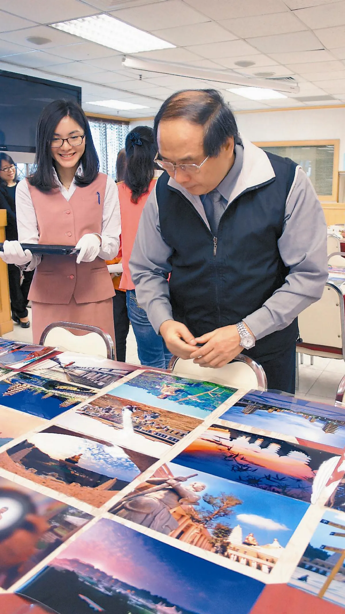 佛陀紀念館攝影賽 靜思得首獎