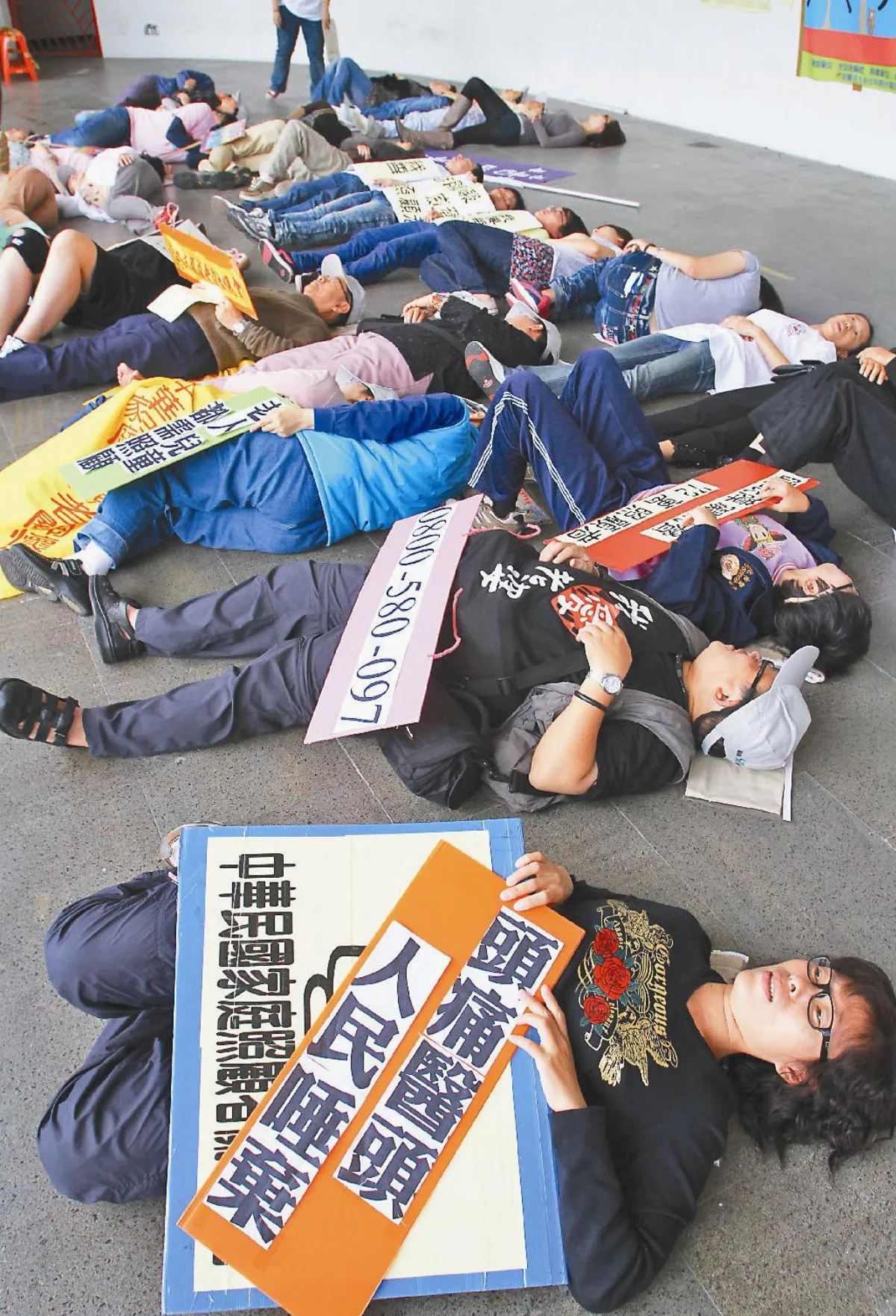 家庭照顧 向總統候選人求救
