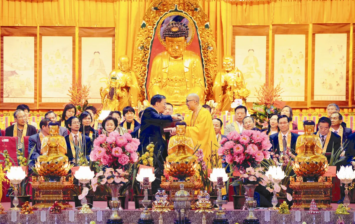 天壇大佛 18年了