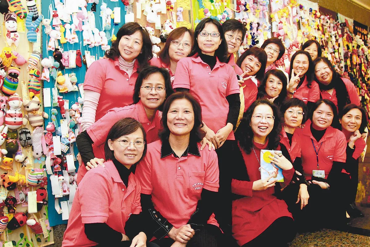 守護國中小生 光寶媽媽全心投入