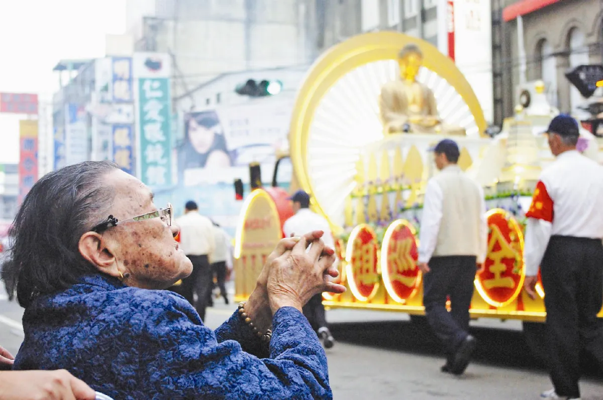 佛祖巡境至苗栗 客語發聲表虔誠