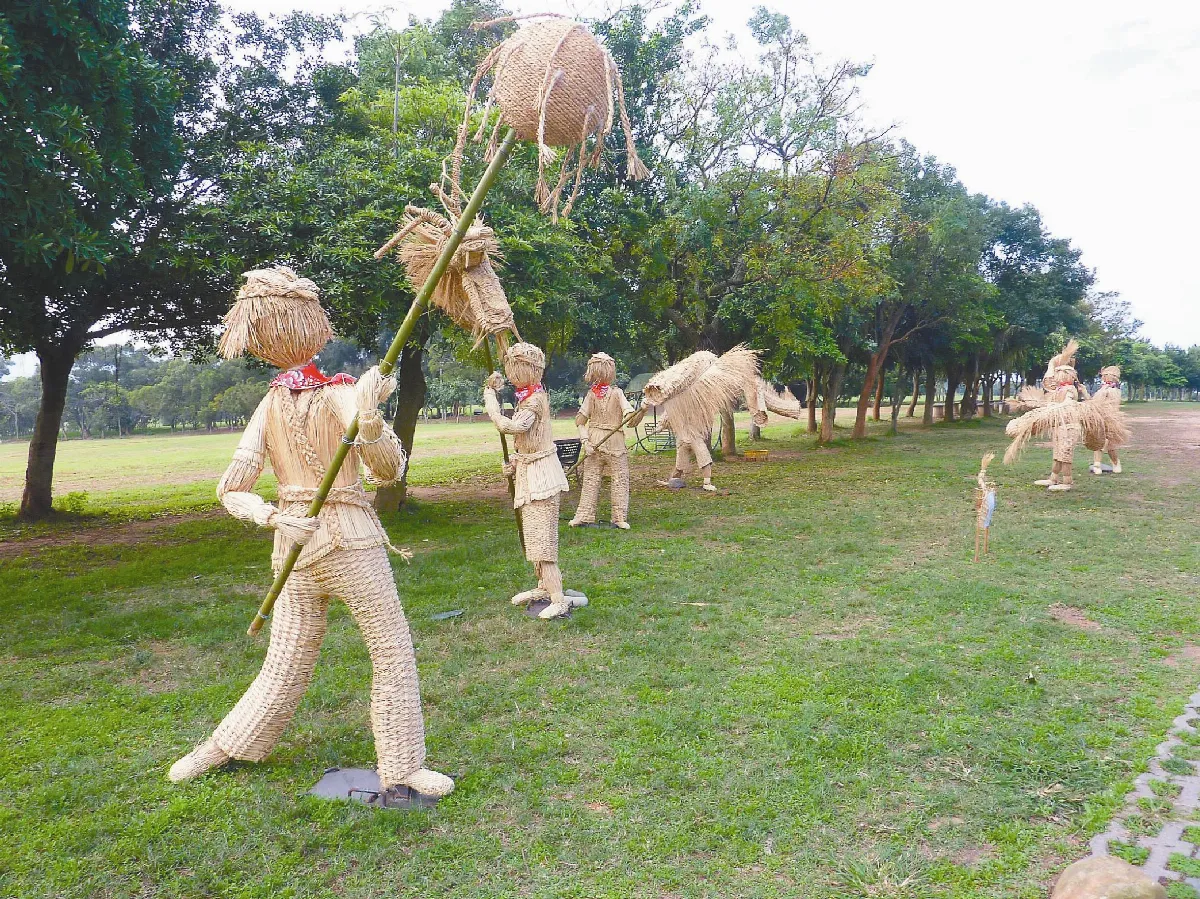 稻草創作 祥龍慶豐牛