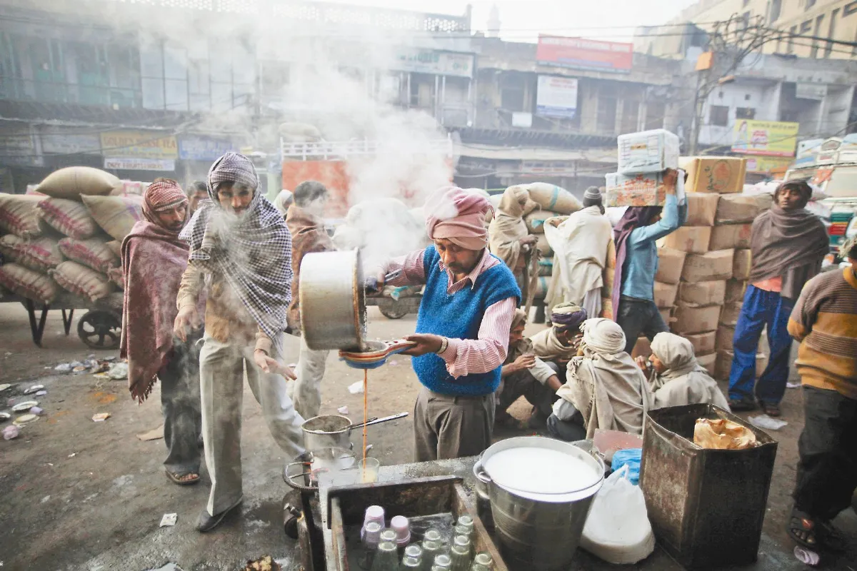 寒流橫掃北印度 93人冷死