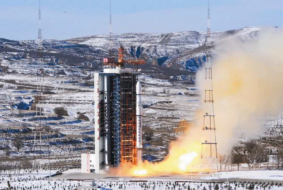 陸發射資源一號衛星