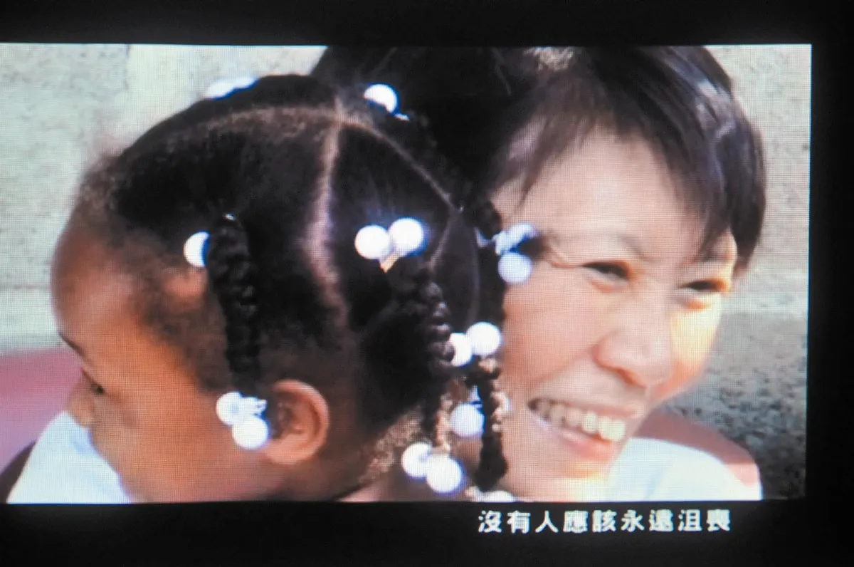 馬競選影片 強打美青、孩子牌