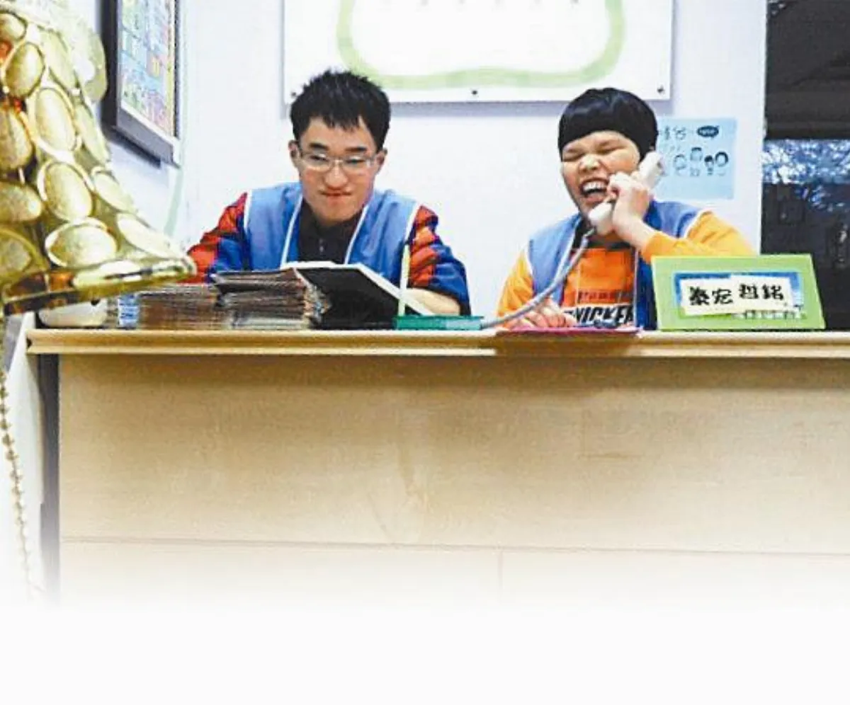 智障樂當義工 吵鬧中服務別人