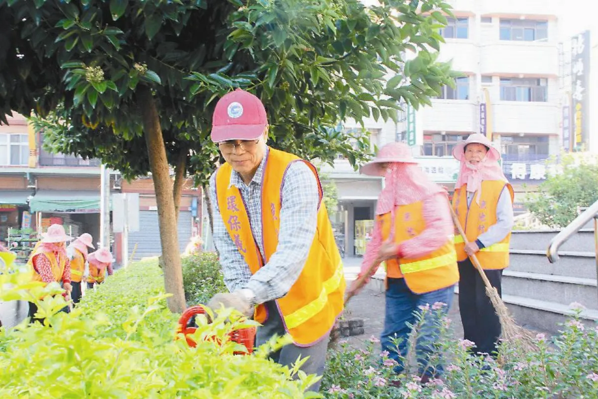【社區部落格】村長綠手指 空地變綠地