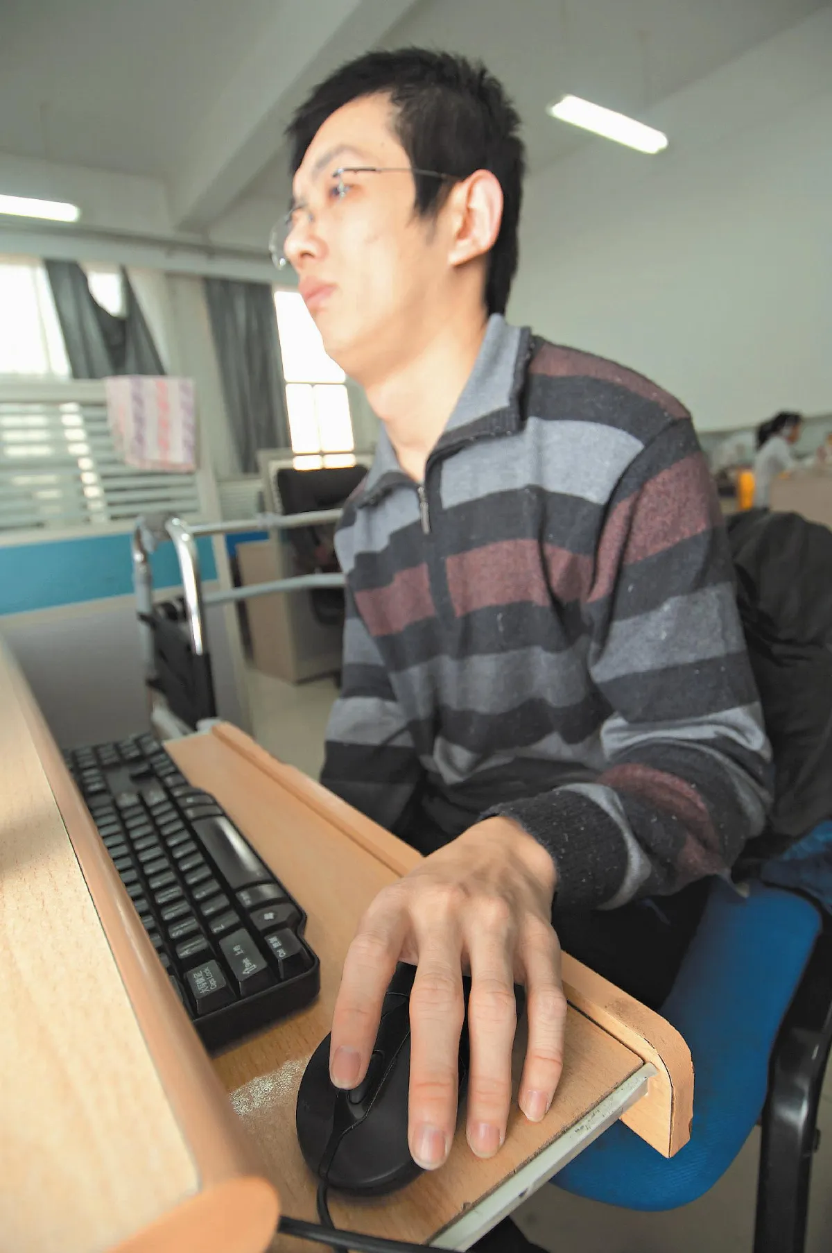 「中國版霍金」  王甦菁克服身障讀博士班