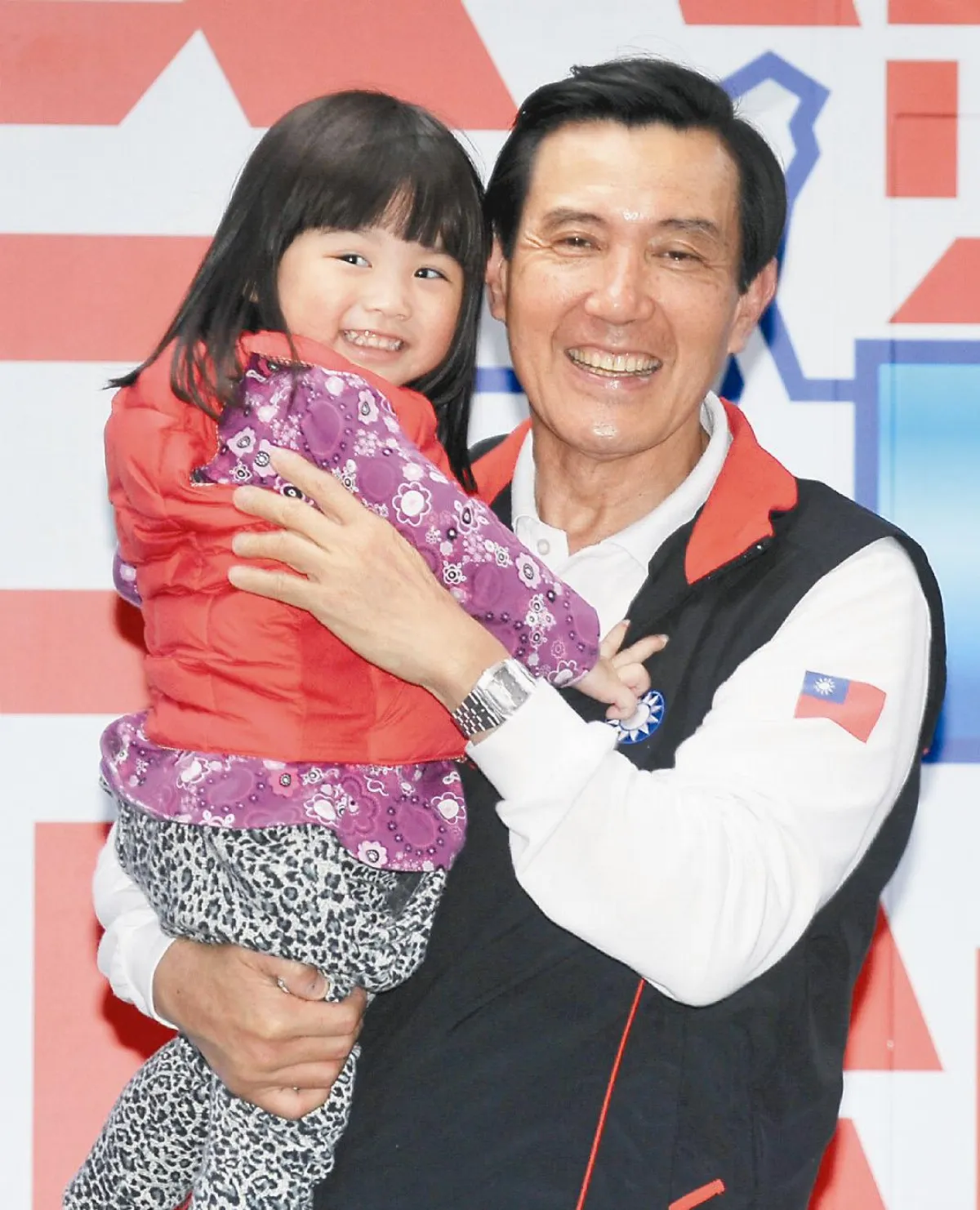 馬總統與小孩合影